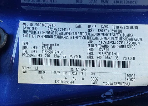 2015 Ford Focus Titanium z USA, uszkodzony, nr VIN 1FADP3J27FL323084